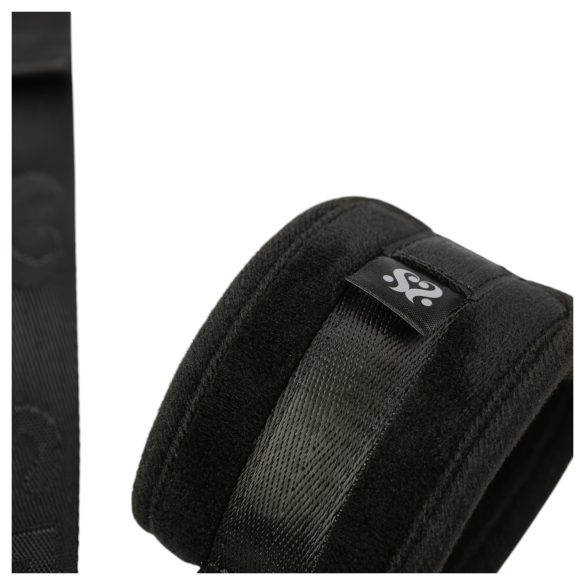 Sei Mio - roku aizturētājs ar roku dzelžiem un apkakli melns