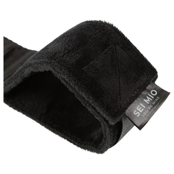 Sei Mio - kāju izpletējs ar rokudzelžiem, melns