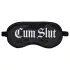 Ouch! - satīna acu maska ar uzrakstu “Cum Slut” (melna)