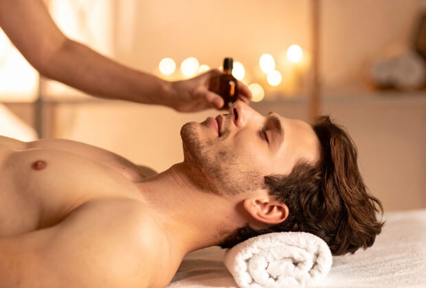 Lingam masāža: priekšrocības, tehnikas un kā sākt